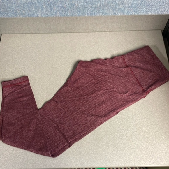 Lululemon Wunder Under High Rise Heathered Herringbone Bordeaux Drama leggings - Picture 3 of 8